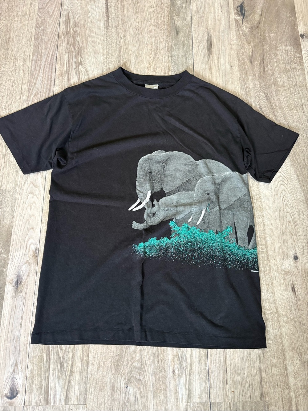 Vintage single stitch Black Men's Elephant Graphic Tee
